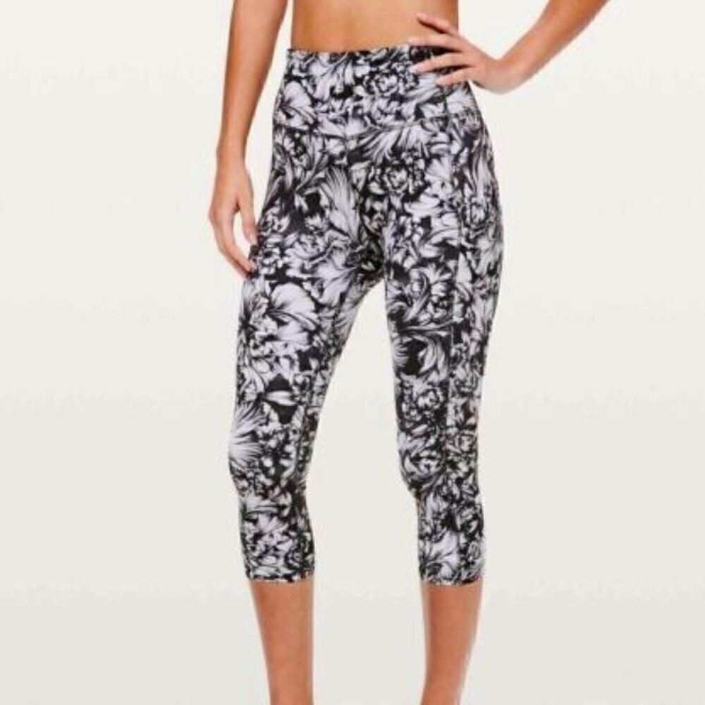 Lululemon Fast Free Floral Cropped Leggings